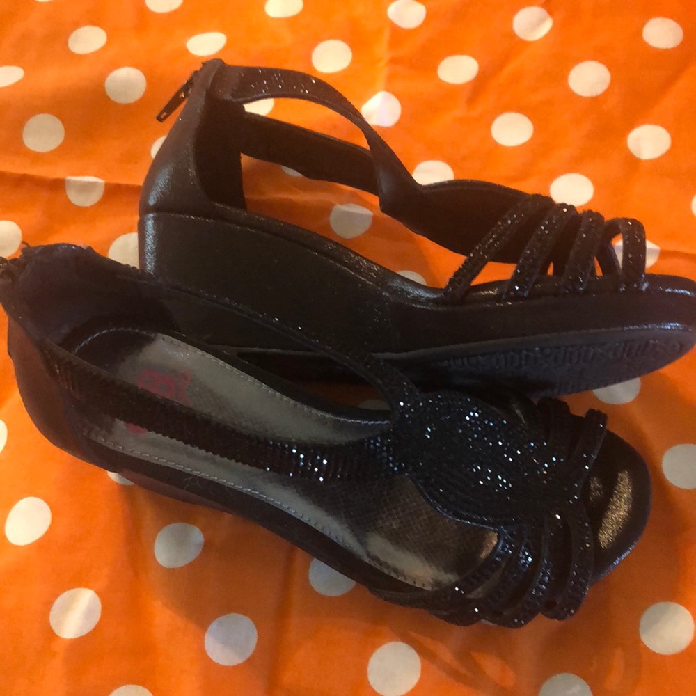 GB size 3 girls black sparkle dress shoes